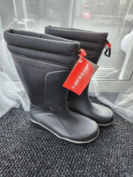 Dunlop uudet talvi kumisaappaat. 37 Вантаа - изображение 2