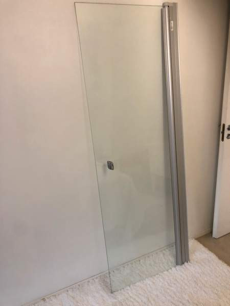 Kääntyvä suihkuseinä Riihimäki - valokuva 2