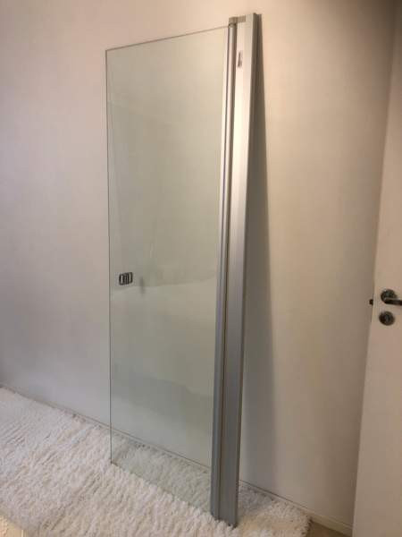 Kääntyvä suihkuseinä Riihimäki - valokuva 1