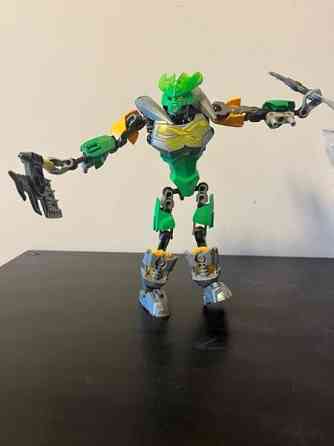 3 isoa Lego Bionicle Tampere
