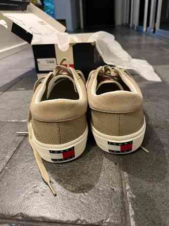 Käyttämättömät Tommy Jeans tennarit kokoa 46 Куопио