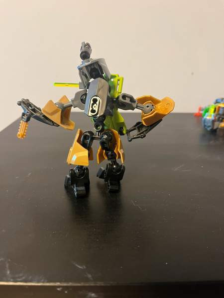 3 pientä Lego bionic legoa Tampere - valokuva 2