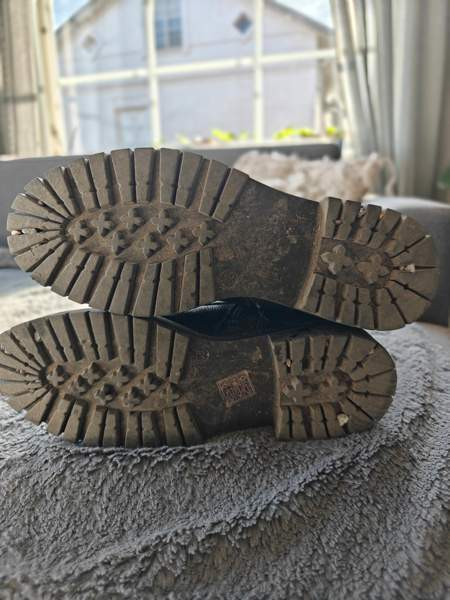 Mustat nilkkurit Parainen - valokuva 5