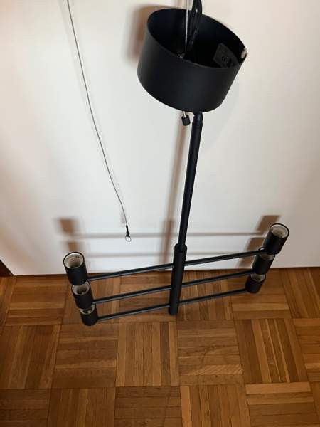 Musta metallinen kattovalaisin Tampere - valokuva 3