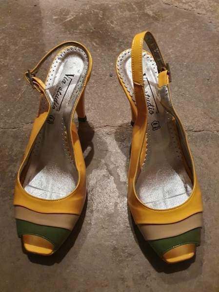 Kauniit, italialaiset nahkakengät Helsinki – foto 1