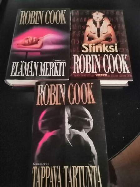 Robin Cookin kirjat Imatra - valokuva 1