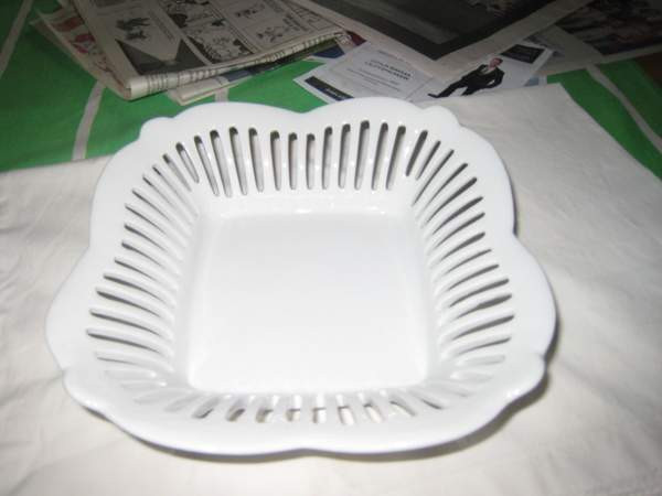 Uudenveroinen sievä posliinikulho Helsinki - photo 1