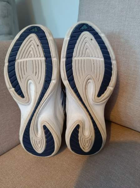 Adidaksen treenikengät 38 2/3 Kempele - photo 5