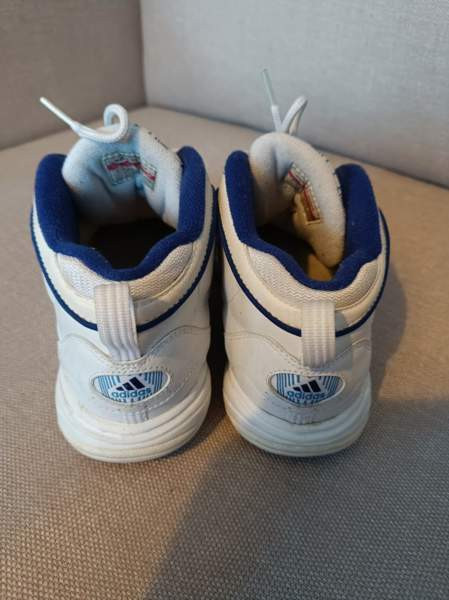 Adidaksen treenikengät 38 2/3 Kempele - photo 4