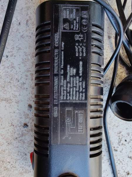 Terraarioon loisteputken johto ja pidin Hämeenlinna - valokuva 3