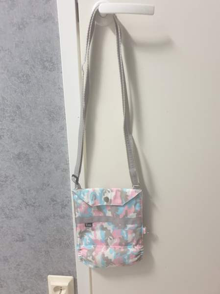 Olkalaukku koiran koulutukseen/ulkoiluun Tampere - valokuva 2