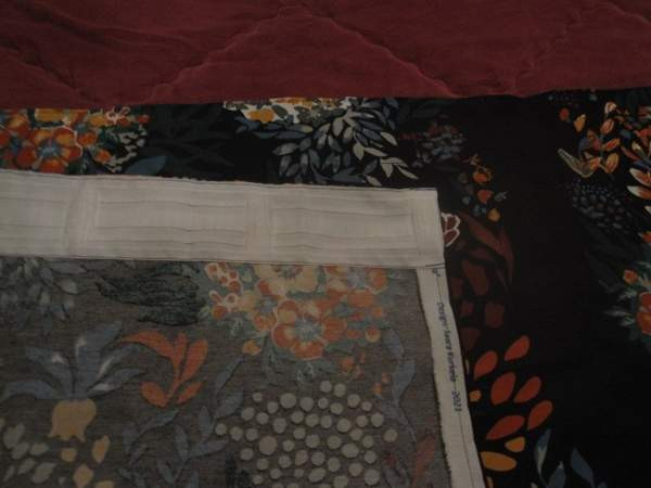 Leveä kappaverho musta pohjainen just ommeltuna,va Ylöjärvi - valokuva 2