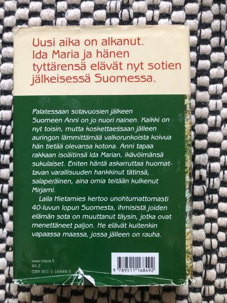 Kesän korkea taivas, Laila Hietamies Jyväskylä - valokuva 2