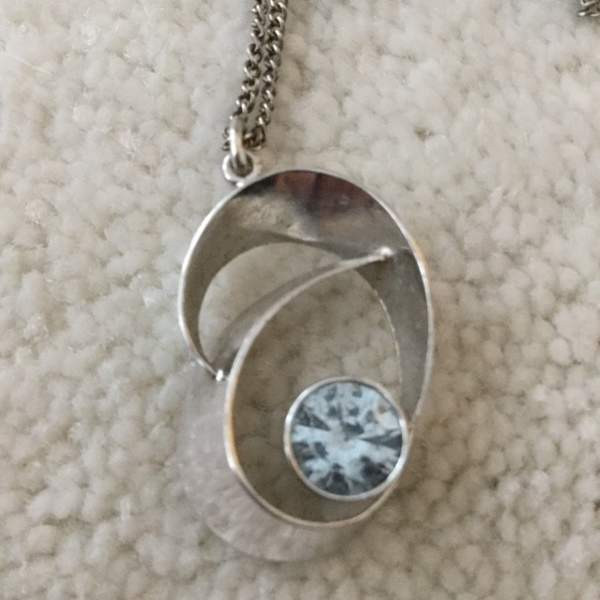 Hopeinen riipus ja ketju Keuruu - valokuva 3