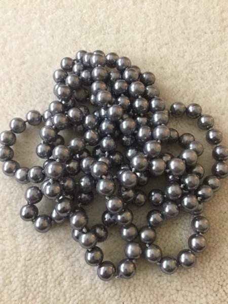 Harmaat pitkät helmet, pituus 150 cm Keuruu - valokuva 1