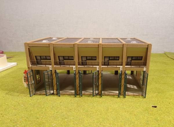 Vol 41: Iso autohalli Tampere - valokuva 1