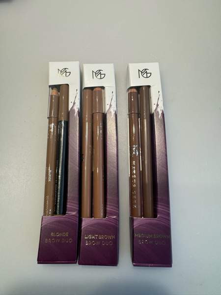 Makeup Geek kulmakarvojen rajaus, liner/pencil Эспоо - изображение 1