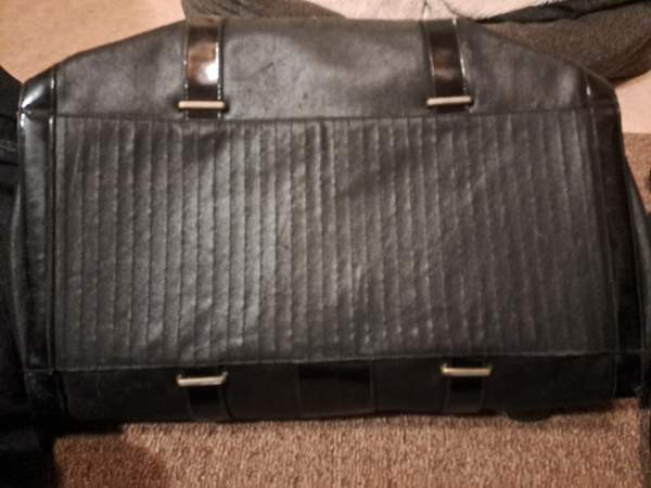 Armani Jeans laukku Лаппенранта - изображение 2