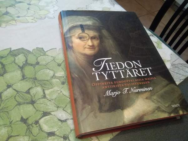 Tiedon tyttäret. Marjo T. Nurminen Сало - изображение 1