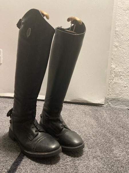 Ratsastus saappaat Helsinki - valokuva 1