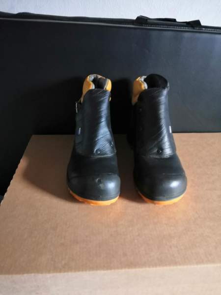 Käyttämättömät turvakengät ARBESKO, koko 42 Maentsaelae – foto 2