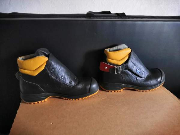 Käyttämättömät turvakengät ARBESKO, koko 42 Maentsaelae – foto 1