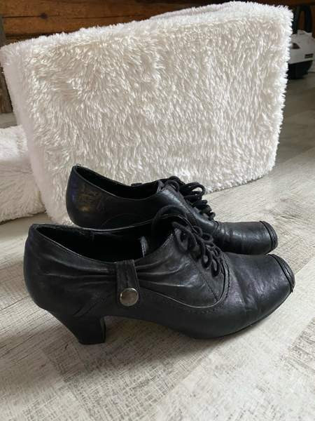 Marco Tozzi kengät Haemeenlinna - photo 1