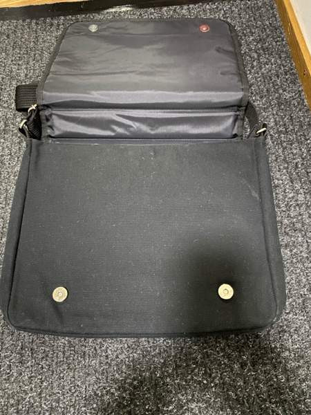 Marimekko kannettava olkalaukku Vantaa – foto 2