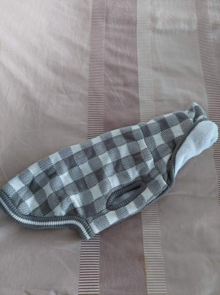 Lämmin neulepusero koiralle Kuopio – foto 1