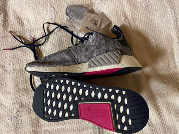 Adidas kangastossut Kuopio - valokuva 5