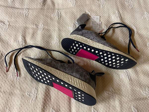 Adidas kangastossut Kuopio - valokuva 6