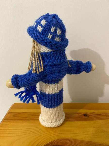 Virkattu SUOMI- tyttö Turku - valokuva 2