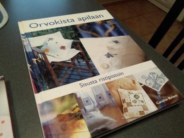 Orvokista apilaan. Caroline Birkett Salo - photo 1