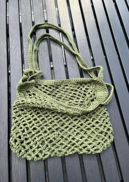 Virkattu laukku Lempaeaelae – foto 4