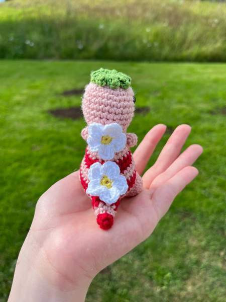 Virkattu mansikka dino Lempaeaelae – foto 3