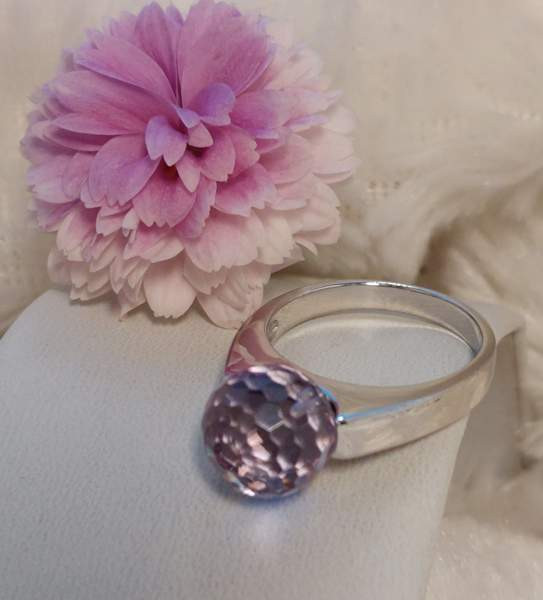 925 hopeinen sormus violetilla kirkkaalla pallolla. Koko 16,8 Lahti – foto 1