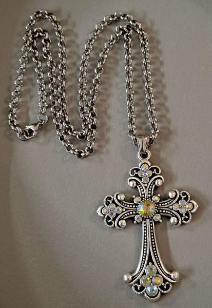 Romanttinen strassiristi kaulakoru teräsketjussa Турку - изображение 2