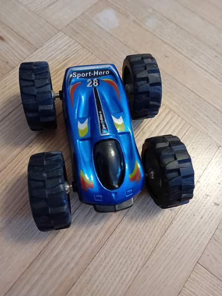 Kaksipuolinen auto Helsinki - photo 1