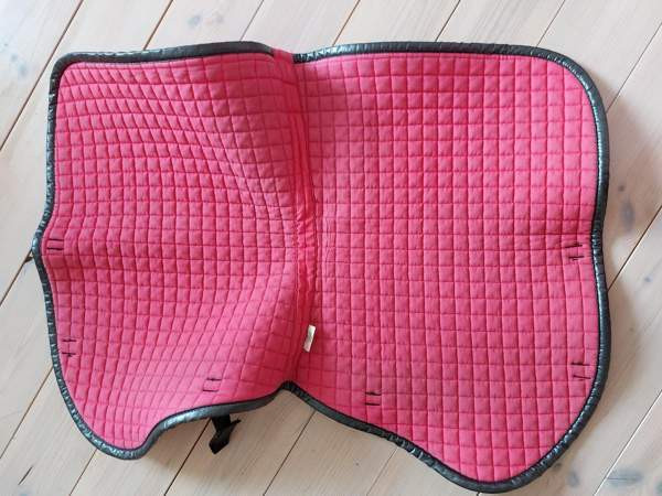 Eskadron yleissatulahuopa Pukkila - valokuva 2