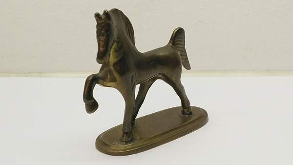 Hevonen figuuri, messinki Mikkeli - valokuva 3