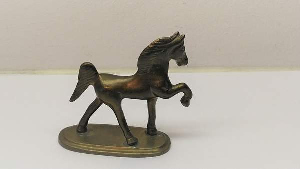 Hevonen figuuri, messinki Mikkeli - valokuva 2