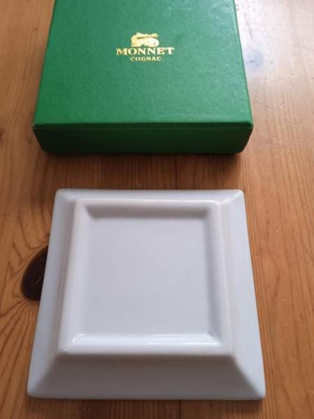 Tuhkakuppi Monnet Cognac, uusi Нурмиярви - изображение 3