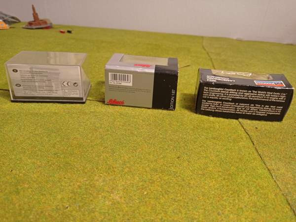 3 ripeää autoa boksissaan (H0) Тампере - изображение 7