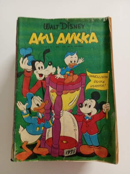 Aku Ankan 70-luvun vuosikertoja Helsinki - valokuva 2