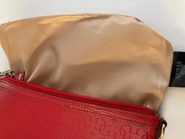 Guess pikkulaukku/ lompakko Espoo – foto 4