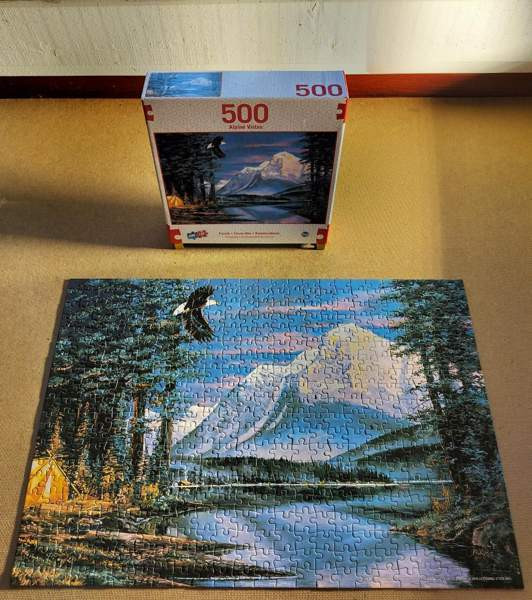 Sure Lox telttailemassa Alpeilla 500 palapeli Salo - valokuva 2