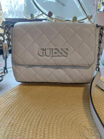 GUESS laukku Raasepori – foto 1