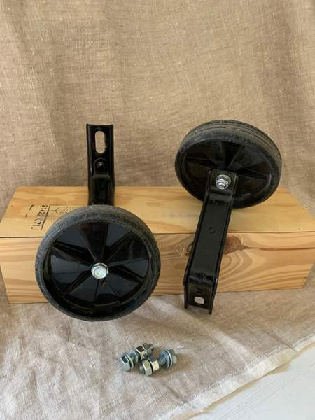 Apupyörät Lastenpyörään. Kuopio - photo 1