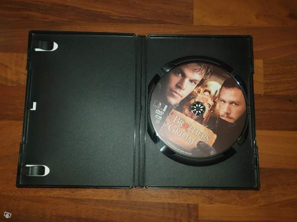 DVD: Grimmin veljekset (Komedia / seikkailu) Rauma - photo 3