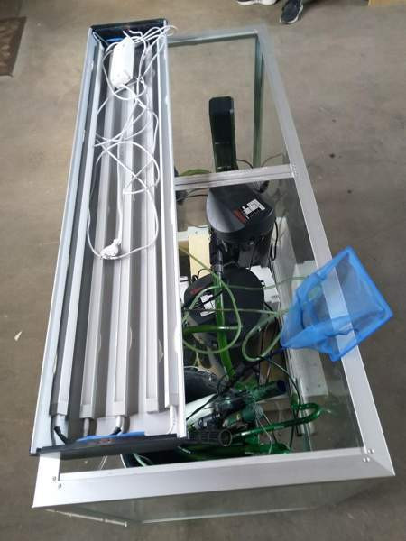 Akvaario tarvikkeineen Pori - photo 1